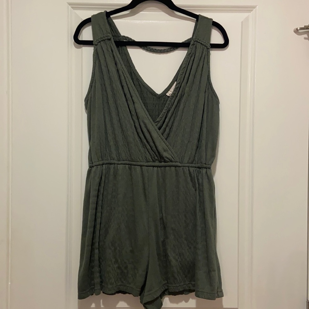 Universal Thread Olive Green Romper